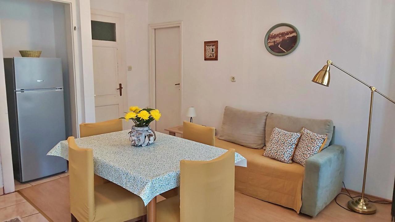 Apartment Mandic Omiš Exterior foto